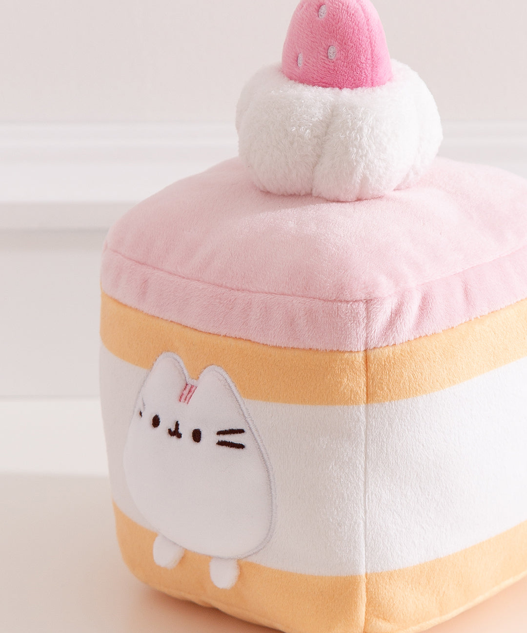 Pusheen Sweets Strawberry Spongecake Squisheen Plush